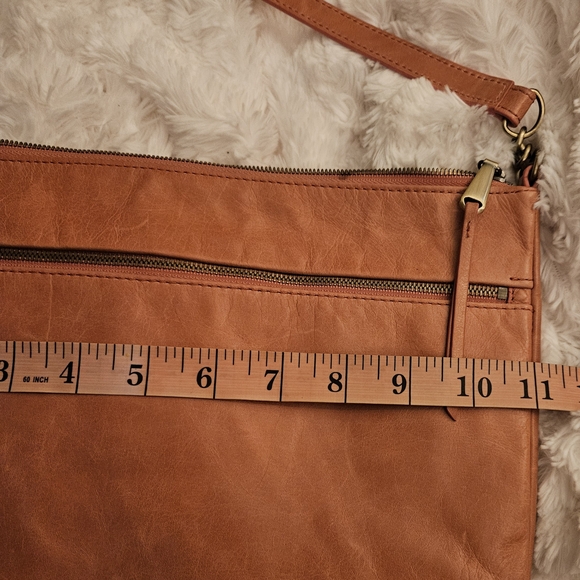 Hobo Leather Crossbody Bag - Picture 8 of 12